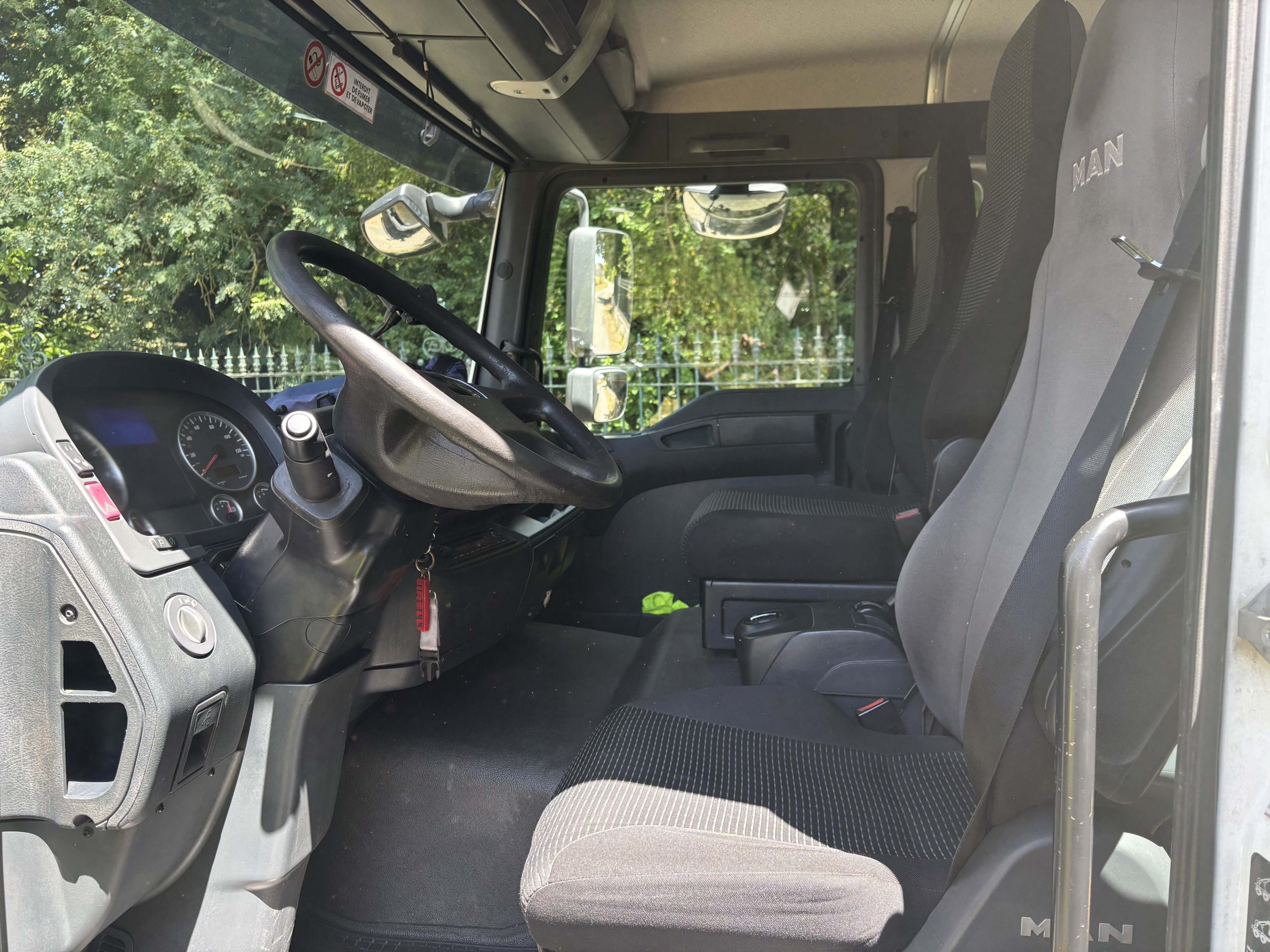 Dépanneuse MAN TGL 250 Jige 7 places